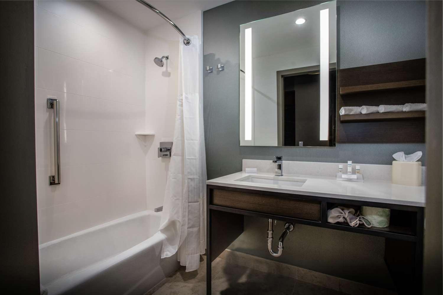 Hilton Garden Inn West Palm Beach I95 Outlets Екстер'єр фото
