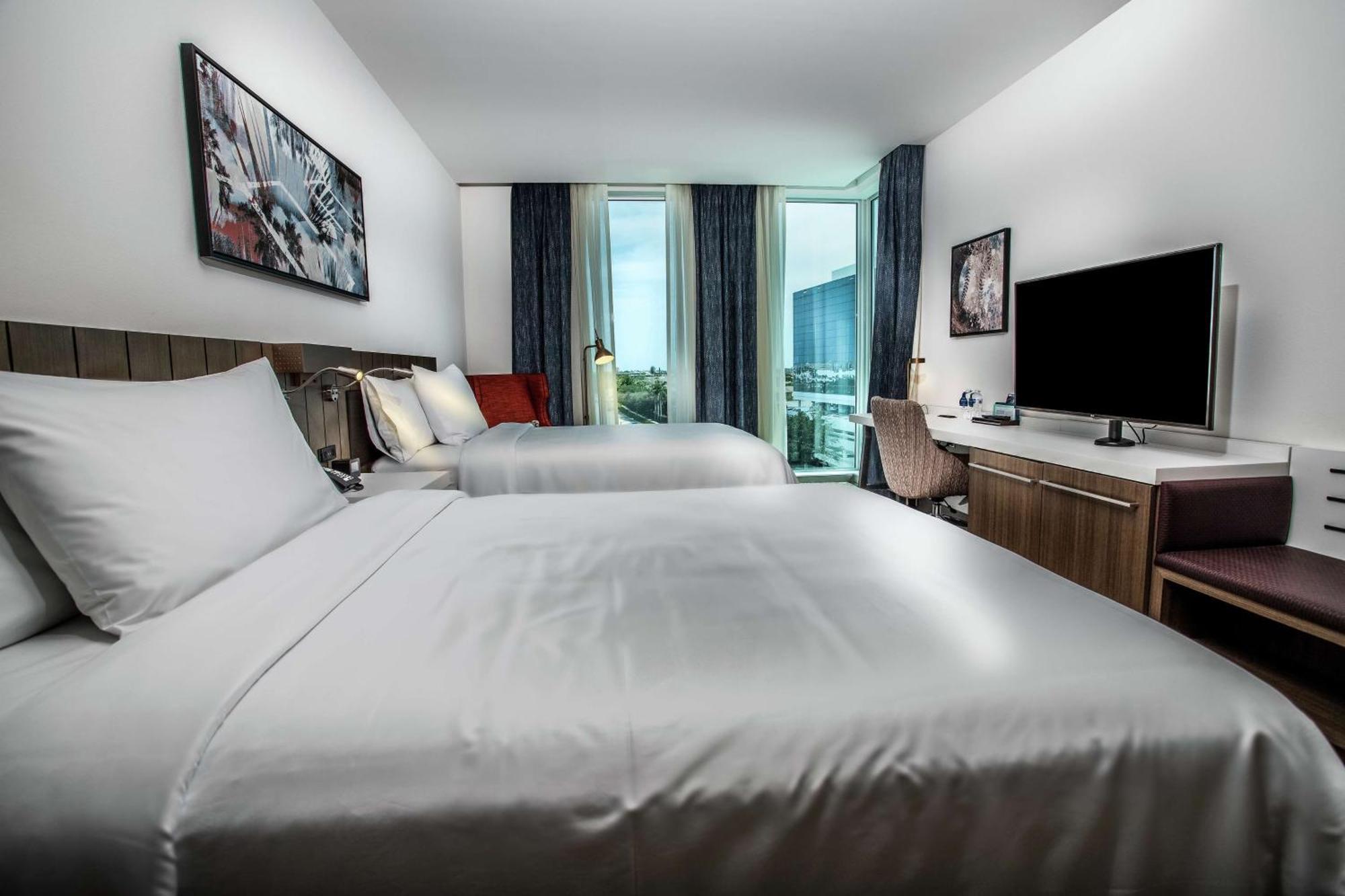 Hilton Garden Inn West Palm Beach I95 Outlets Екстер'єр фото