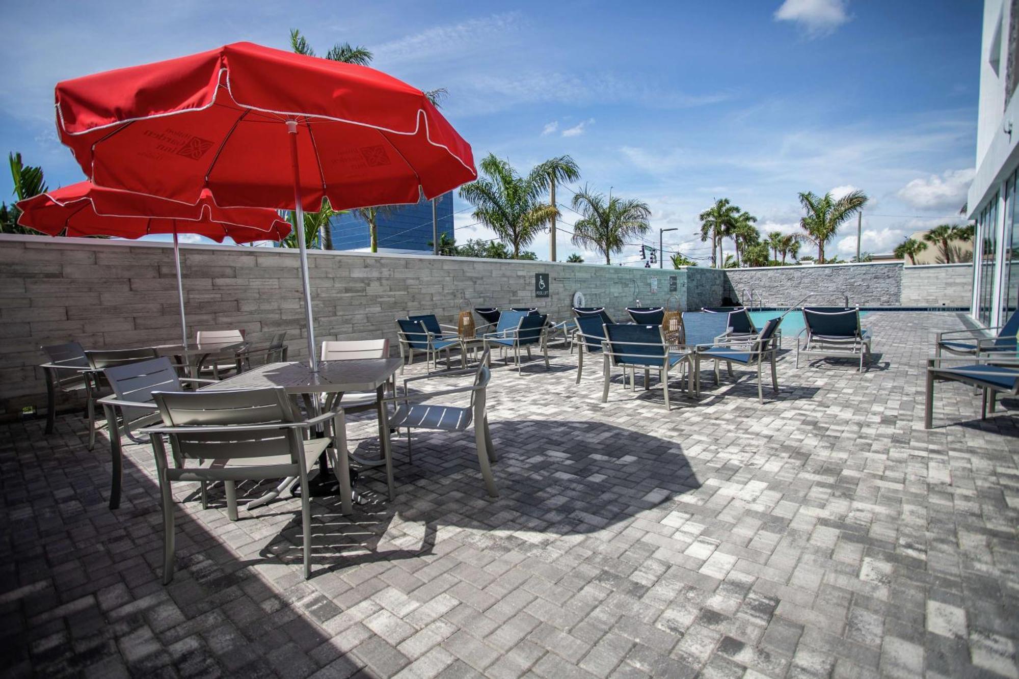 Hilton Garden Inn West Palm Beach I95 Outlets Екстер'єр фото